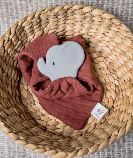 Tikiri Organic Cotton Elephant Comforter With Natural Rubber Teether